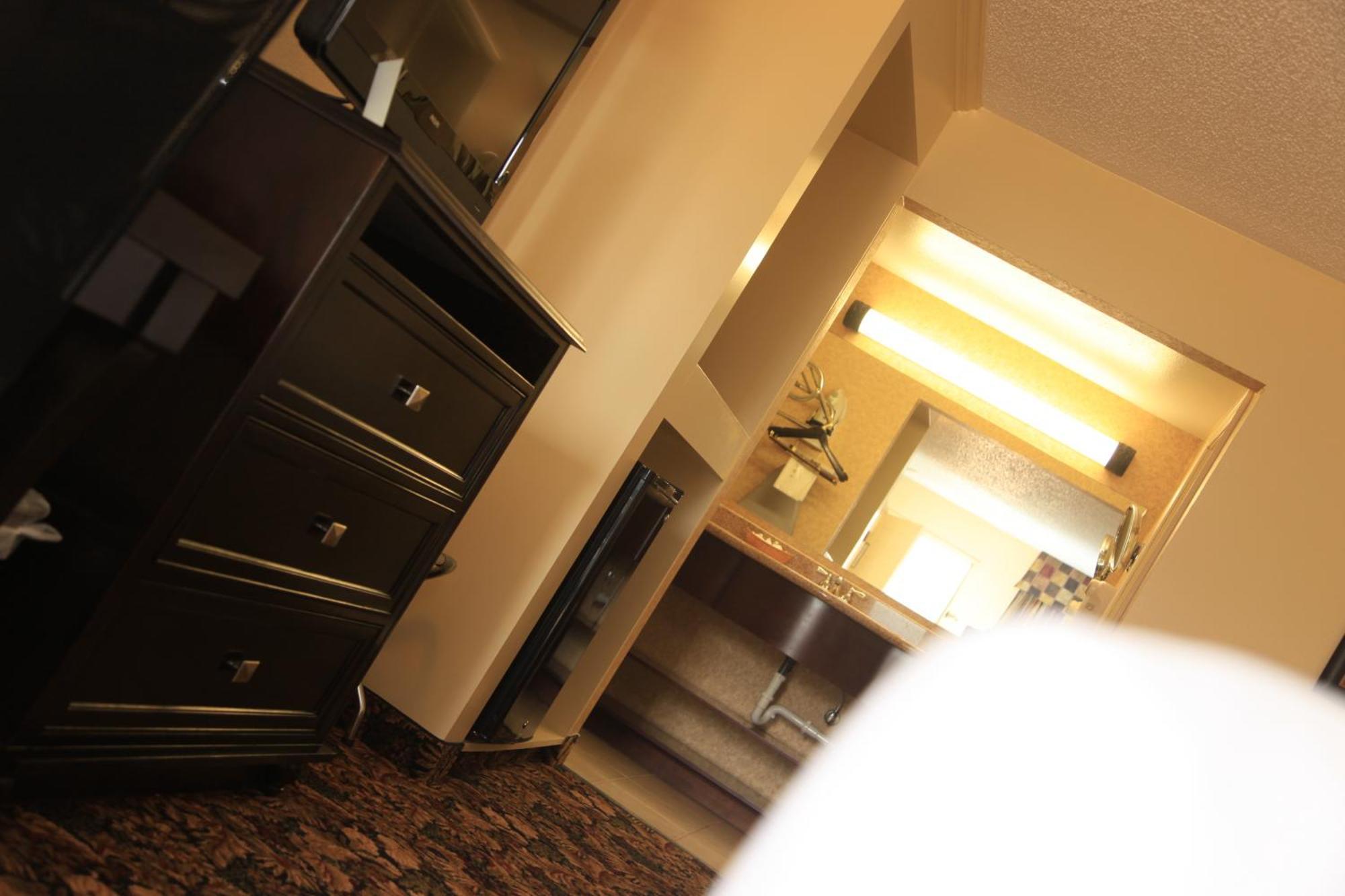 Plaza Inn Midland Bagian luar foto