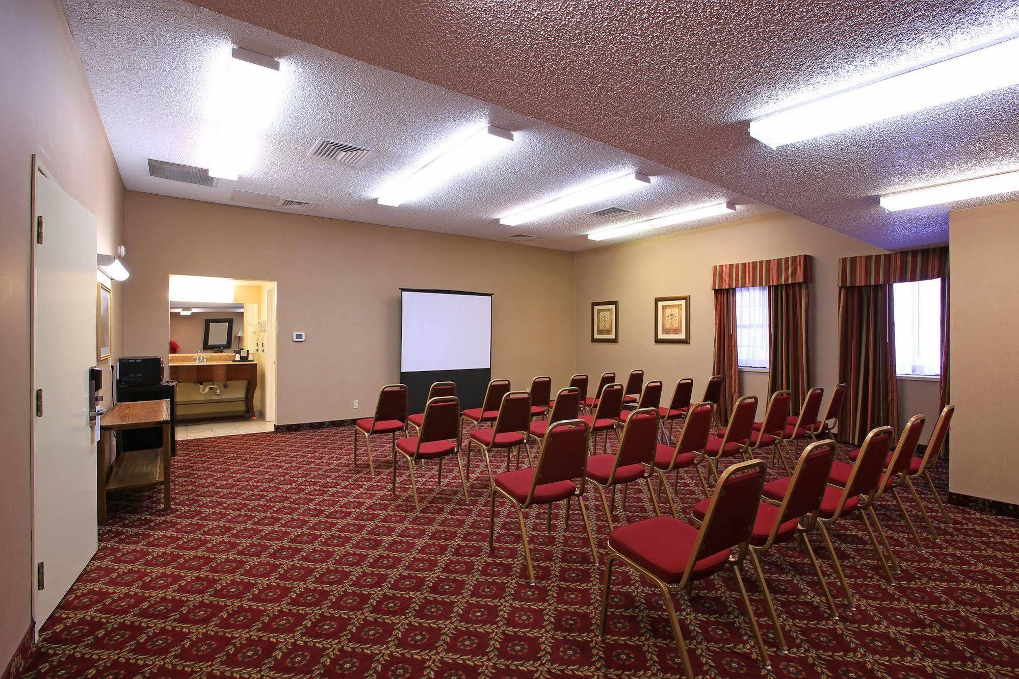 Plaza Inn Midland Bagian luar foto
